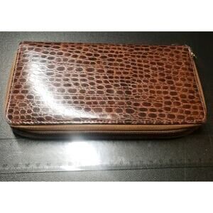 Brown Alligator Embossed Faux Leather Bi-Fold with Black Interior Wallet China
